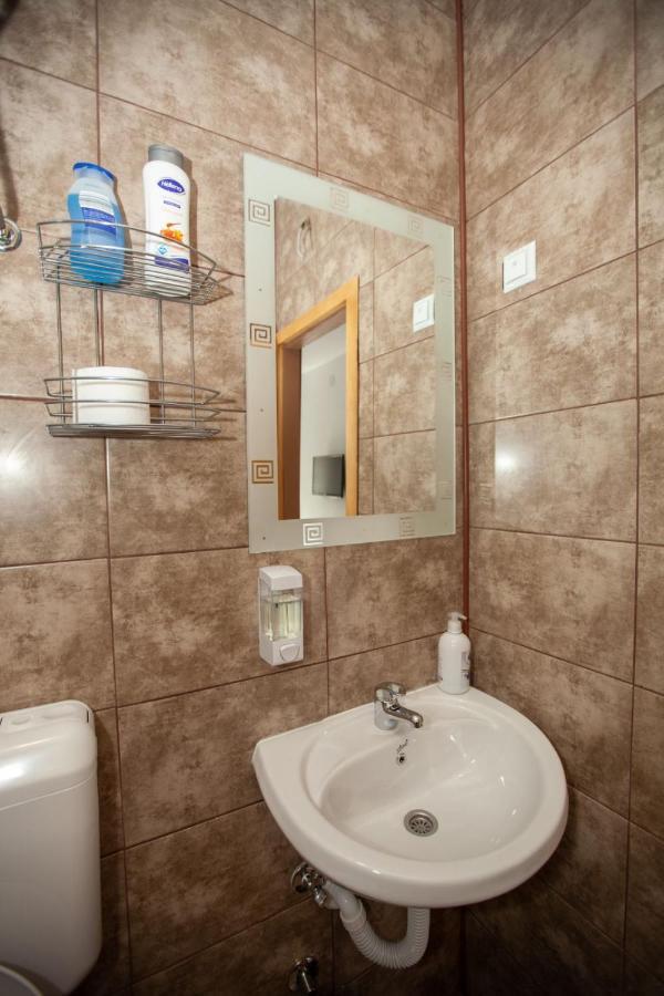 טרביניה Vinarija "Delmo" Apartments מראה חיצוני תמונה
